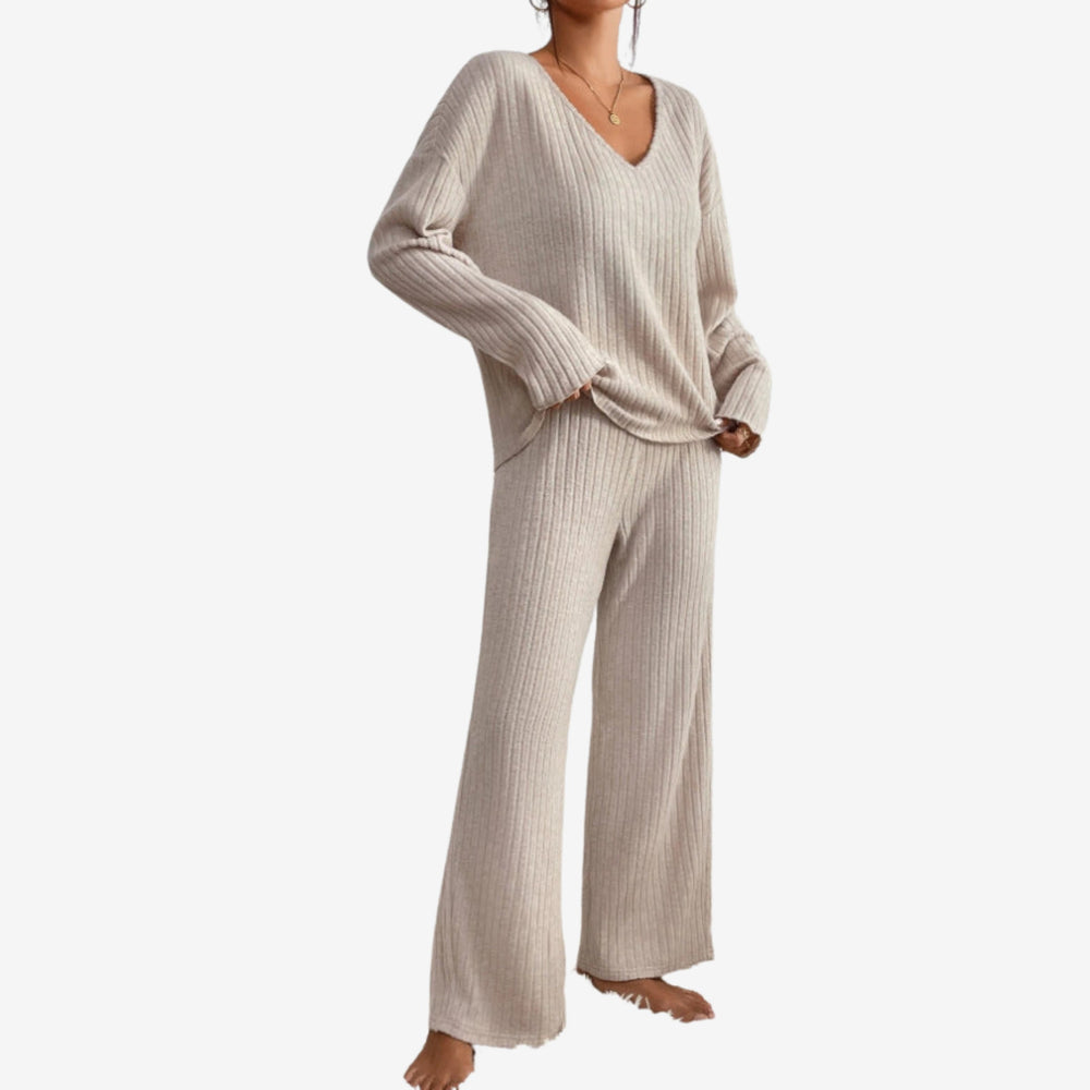 Women’s Ribbed Two-Piece Lounge Set with Long Sleeve Top and Trousers