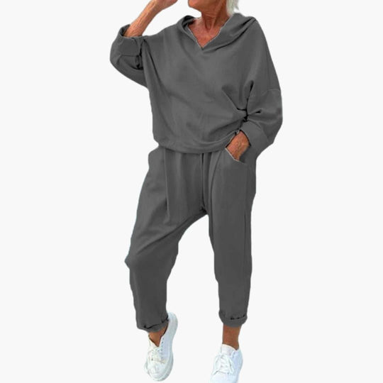 Knit Lounge Set – Women's Cozy Two-Piece Loungewear Outfit