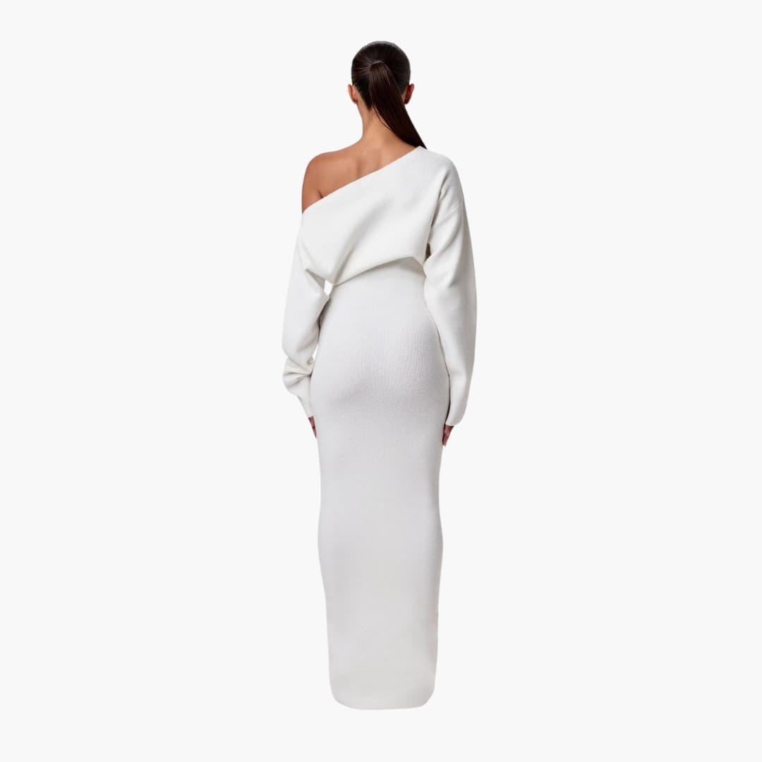 Women's Maxi Dress with Sleeveless Design and Flattering Silhouette