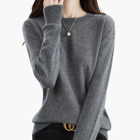 Women’s Chunky Knit Jumper with Long Sleeves and Round Neckline