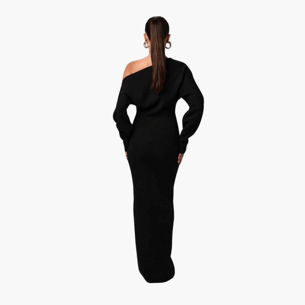 Women's Maxi Dress with Sleeveless Design and Flattering Silhouette