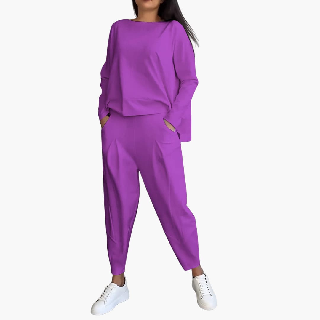 Women’s Two-Piece Set with Relaxed Fit