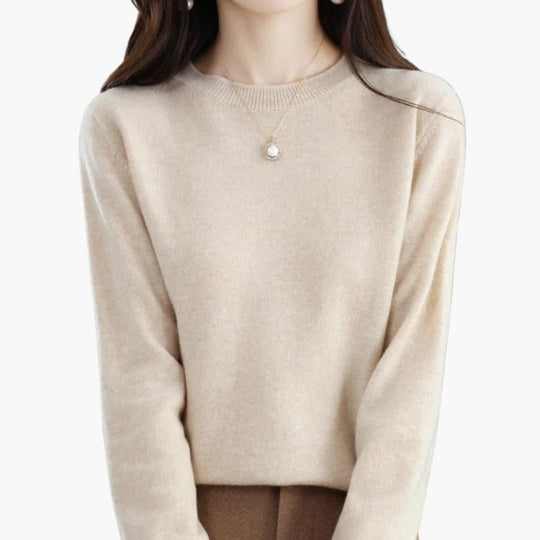 Women’s Chunky Knit Jumper with Long Sleeves and Round Neckline