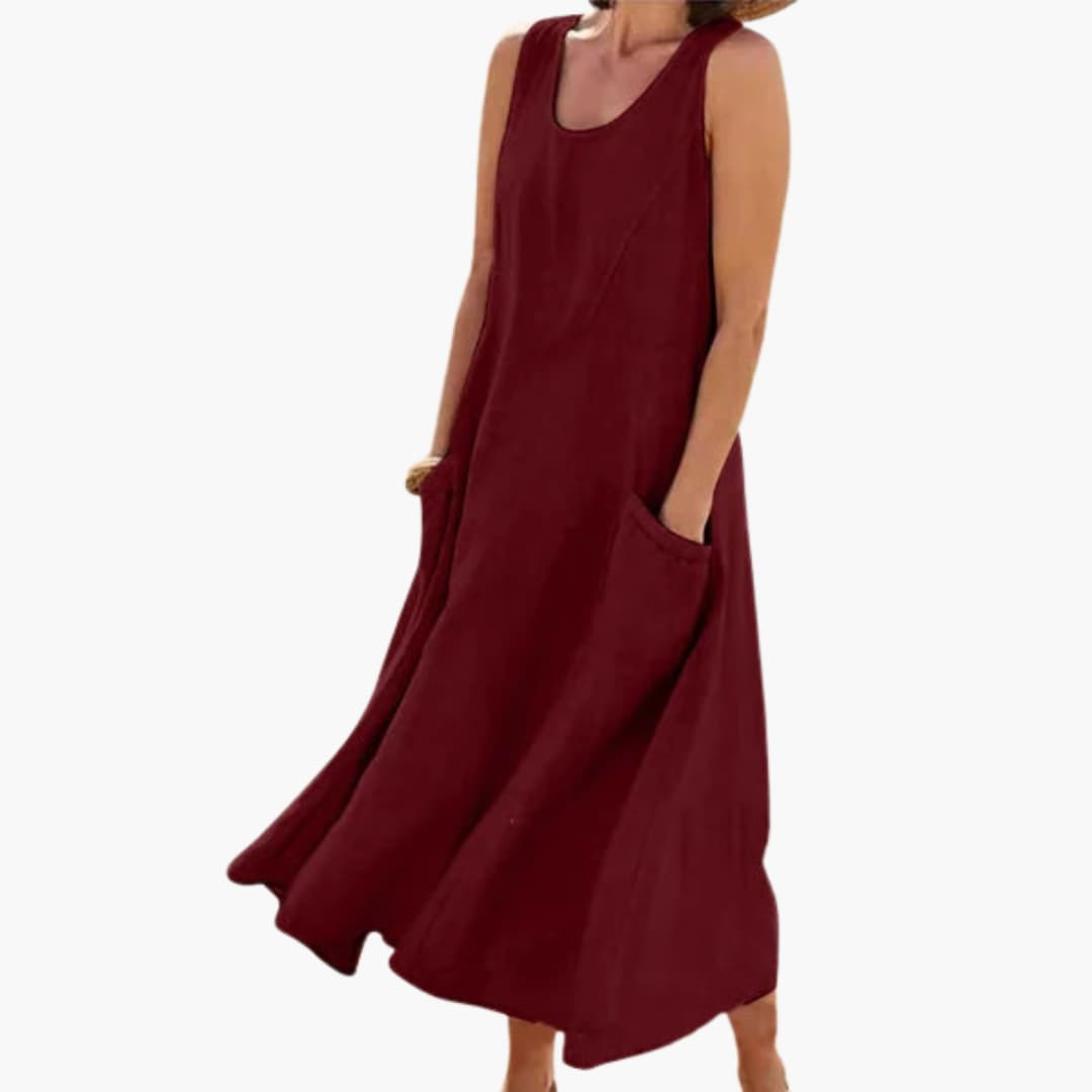 Women’s midi dress with scoop neckline and patch pockets