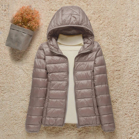Women's Lightweight Quilted Jacket with Hood for Travel