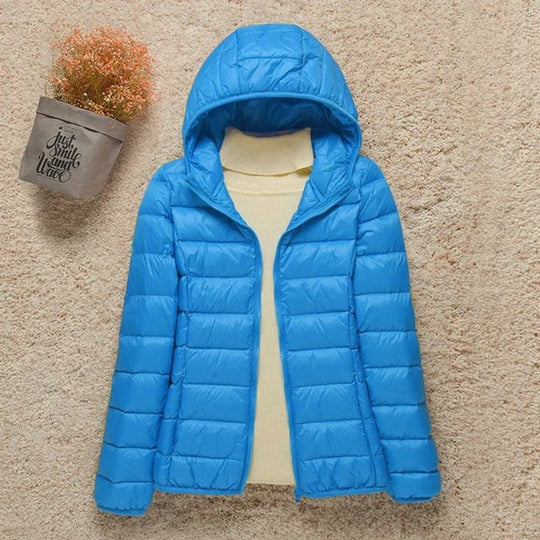 Women's Lightweight Quilted Jacket with Hood for Travel